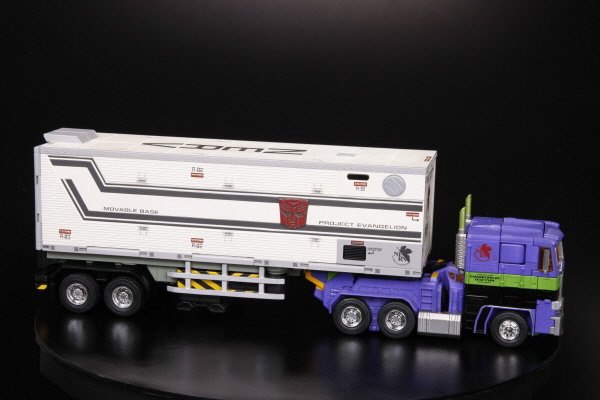 Official Site Launches For Eva MP 10 Convoy Evangelion 01 Optimus Prime With New Images, Story Details  (29 of 33)